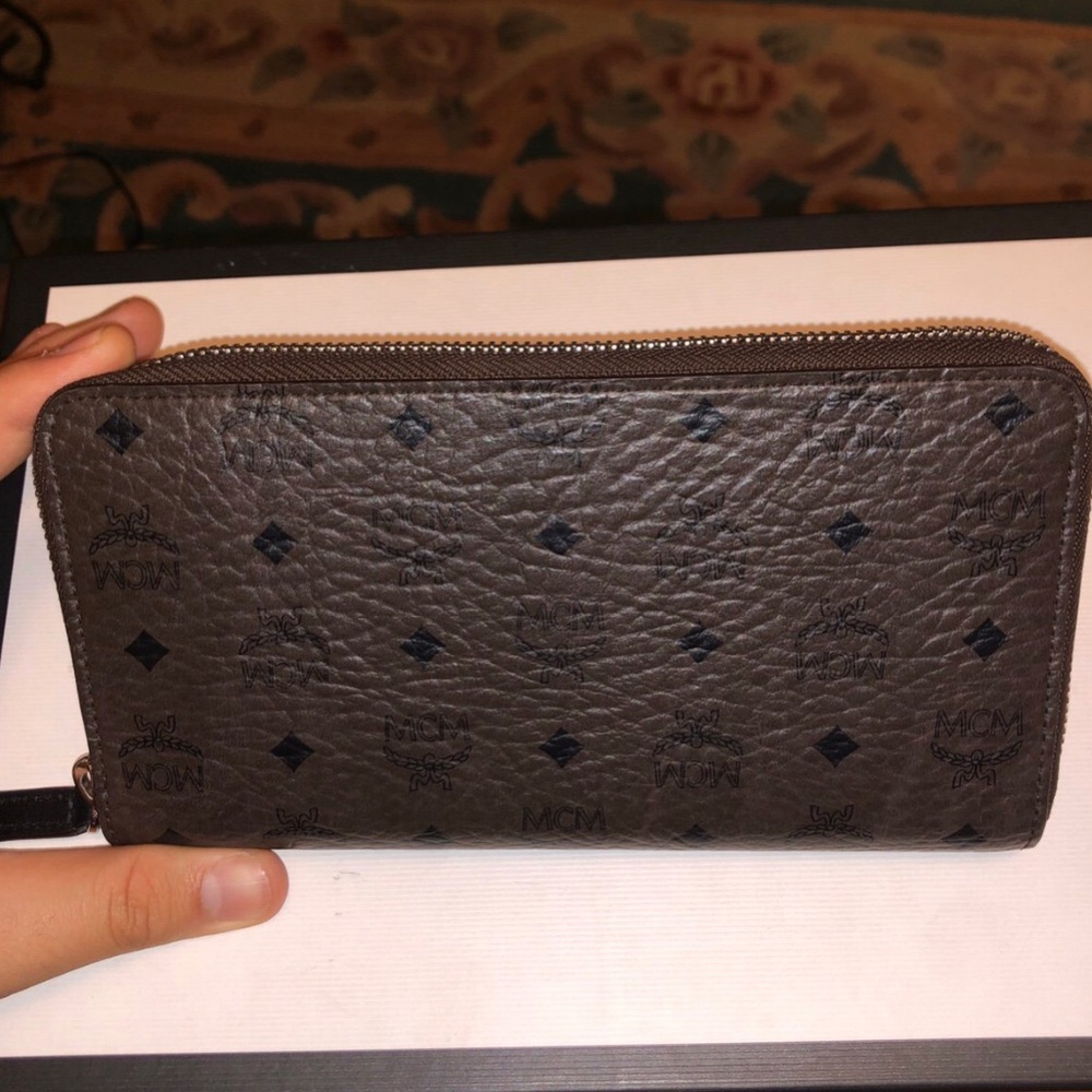 MCM Wallet